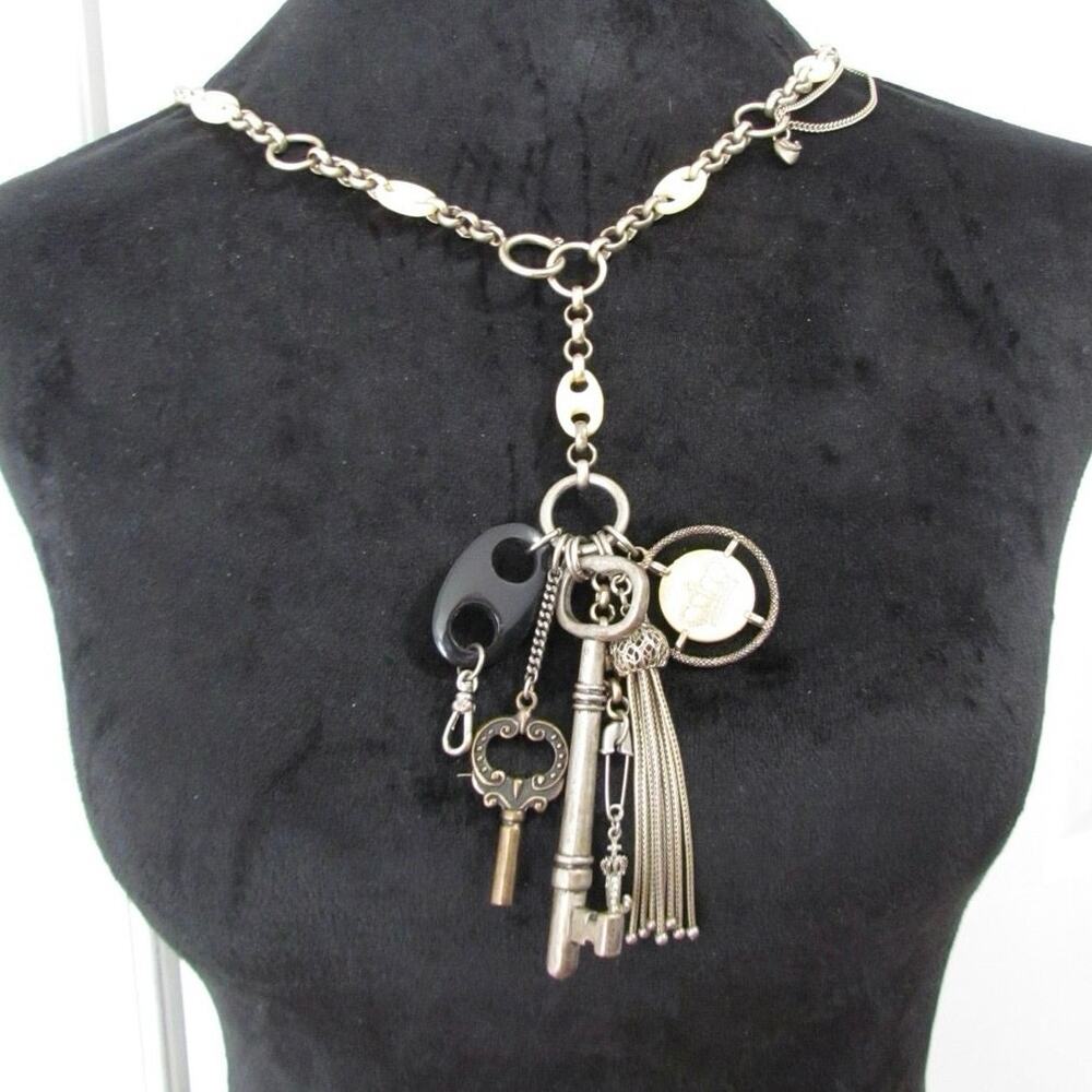 Rare Juicy Couture Key Necklace - Picture 2 of 8
